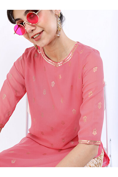 Vishudh By Styli Women Pink & Gold-Toned Floral Printed Straight Kurta