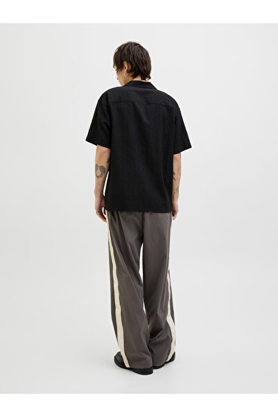 Jack & Jones Textured Regular Fit Resorts Collar Shirt