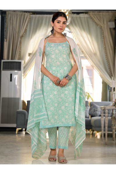 Vishudh By Styli Women Blue Floral Printed Cotton Kurta Set