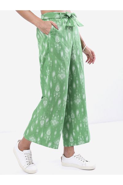 Vishudh By Styli Women Green Paisley Printed Straight Fit Palazzos