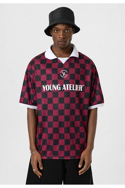 İLKCET MODA Λεπτομέρεια γιακά καρό μπλουζάκι Oversize