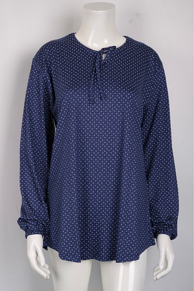 MUSTÜN Lace Blouse