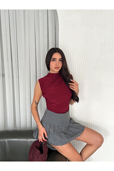 Diviny Kadın Bordo Dik Yaka Yarım Kol Büzgü Drapeli Sandy Bluz