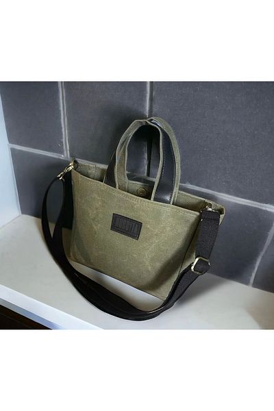 Nuggita Τσάντα Mini Size Magnetic Muratla Khaki Color / Μαύρο Δερμάτινο Λεπτομέρεια