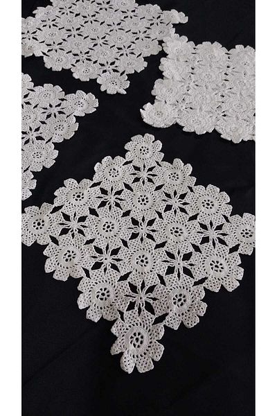 Papatyam Hand Knitted Crochet 2 Pieces Lace (19X19) 3 Pieces(16X16) Handcrafted Lace/Vintage/Payot Lace/Cotton Rope