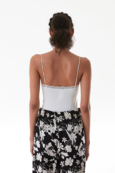 Fulla Moda Стрічка з мереживом і шнурком, боді з кнопками