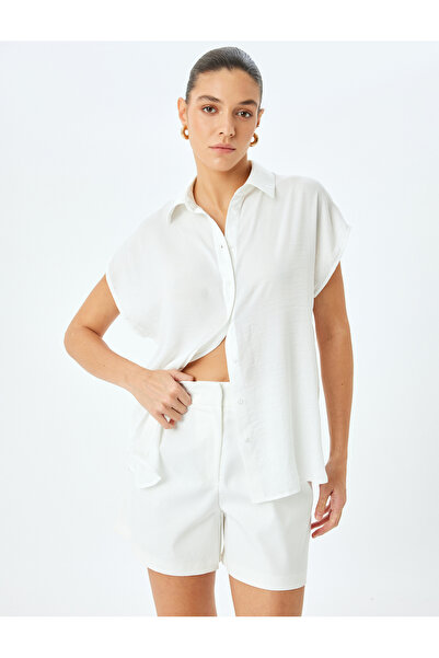 Koton Klassisches, ärmelloses Hemd mit Reversknöpfen