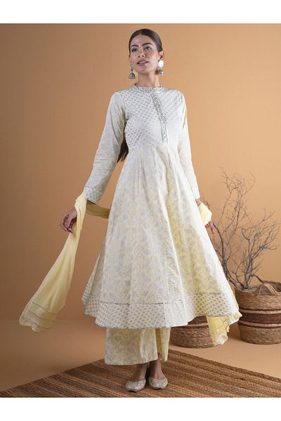 Libas By Styli طقم كورتا مطبوع على شكل حرف A مع بالازو ودوباتا شيفون سادة