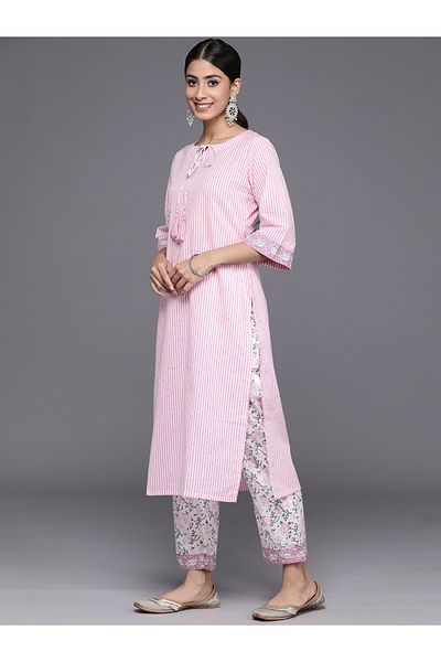 Libas By Styli طقم كورتا مخططة مطبوعة مع بنطلون متوسط الارتفاع ووشاح