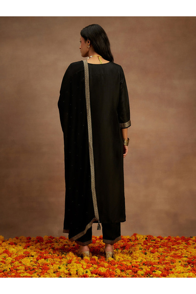 Libas By Styli Printed Straight Kurta and Solid Trouser with Chiffon Dupatta Set