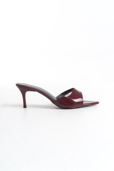 LDR Women's Burgundy Patent Leather Thin Heeled Pointed Toe Slippers