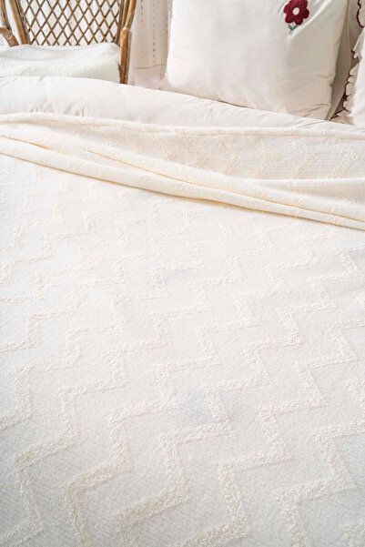 Rivaİstanbul Royal Jacquard Raschel Zig Zag Double Punch Bedspread