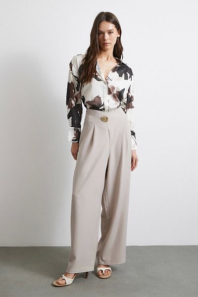 Never more Beige Button Detailed Pencil Draped Trousers