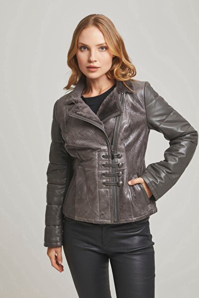 Deriderim Gri Skylar Fermuarlı Astarsız Kolları Hakiki Deri Bedeni Hakiki Kuzu Kürkü Kadın Kaban