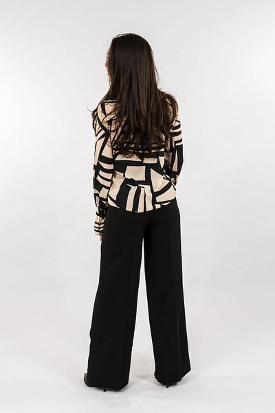 Gorgeaux Elegant Set Blouse With Details And Black Pants Iuliana - 5xl(50)