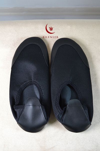 Bilenler Non-Slip Sole Tawaf Booties for Hajj and Umrah 1St Grade Quality, Smart Insole Inside Booties