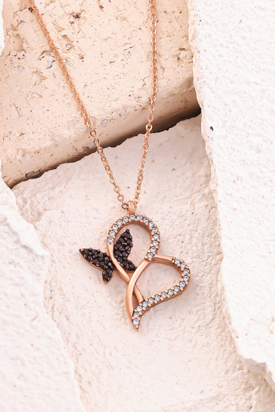 Lucente Jewellery Luxury Serisi Işıklı Hediye Kutulu 925 Ayar Rose Gümüş Kaplama Siyah Beyaz Taşlı Kelebek Kalp Kolye
