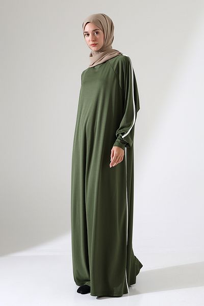 Berel Moda Prayer Dress with Cuffs and Piping Detail