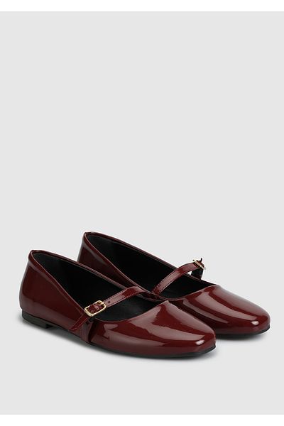 Provoq Women's Burgundy Shoes