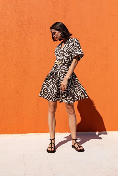 KAMEYA Kemerli Zebra Desen Kahve Mini Elbise