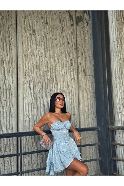 Diviny Rochie mini evazată cu etaje, albastră, fără bretele, cu decolteu cu inimă