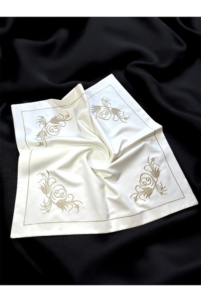 Mariabella Home Collection Maraş İşi Bohça Nakışlı 4 Köşe İşlemeli Astarlı Çeyizlik Gelin Söz Nişan Bohça Fiskos Masa Örtüsü