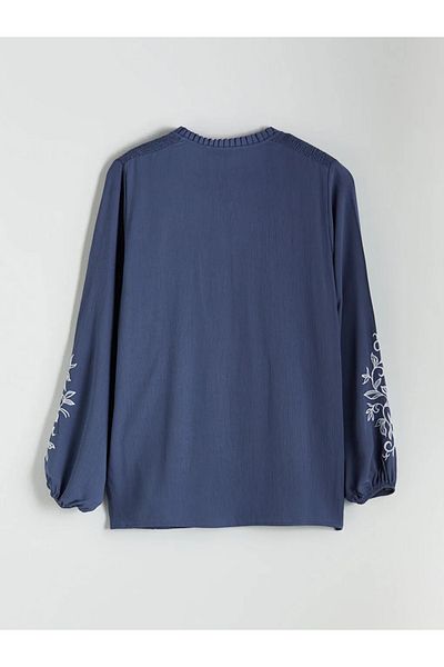 LC Waikiki Γυναικεία μπλούζα LCW Grace Indigo με κορδόνι με κέντημα