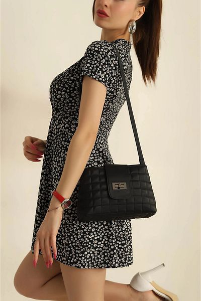 FHD BAGS Geantă de damă Trend cu model matlasat, cu curea reglabilă de mărime medie