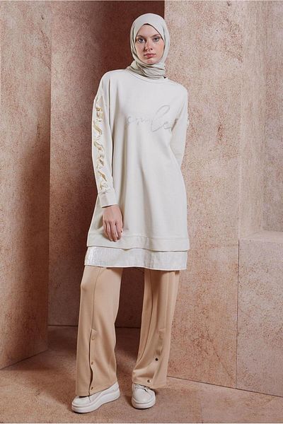 Alvina Tracksuit Tunic - Ruffle Detailed, Model 44572