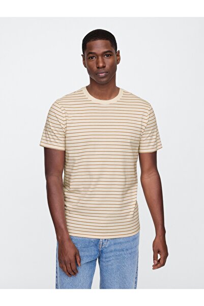 GAP Erkek Bej Relaxed Bisiklet Yaka T-Shirt