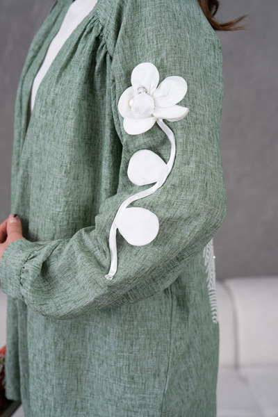 Miss Allos Γυναικείο λινό μπουφάν κιμονό και παντελόνι με κεντημένη πλάτη και μανίκια και λουλουδάτο σετ