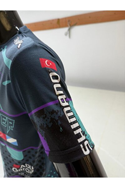 HT Outdoor BALIK AVCILARINA ÖZEL TASARIMI SADECE BİZE AİT KISA KOLLU T-ŞHORT MODELİMİZ.