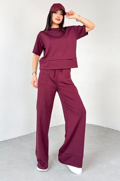 Cappmoda TKM-13255 بلوزة حمراء نصف كم بنطال بأرجل أنبوبية طقم مكون من قطعتين