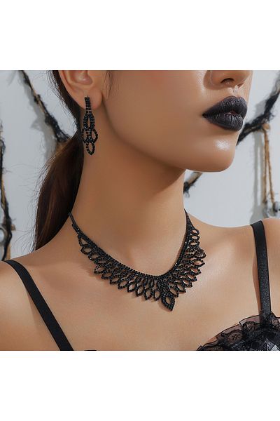 Flaner Paris Accessorize مجموعة أقراط قلادة نسائية من Dark Majesty Noir Luxe