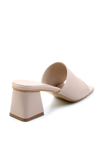 Bambi Μπεζ Γυναικείες Παντόφλες K04124006409