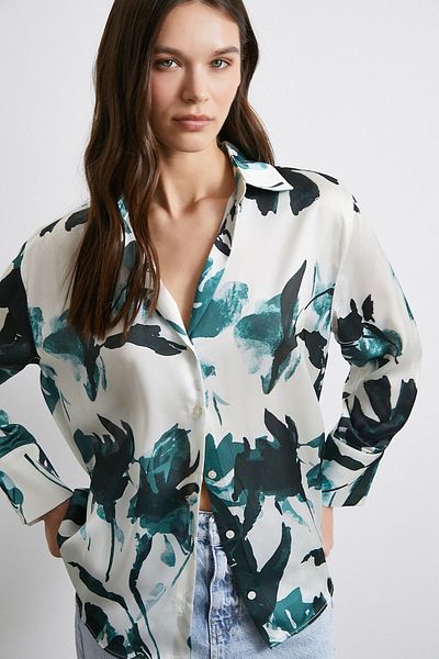 Never more Surface Patterned Green Shirt