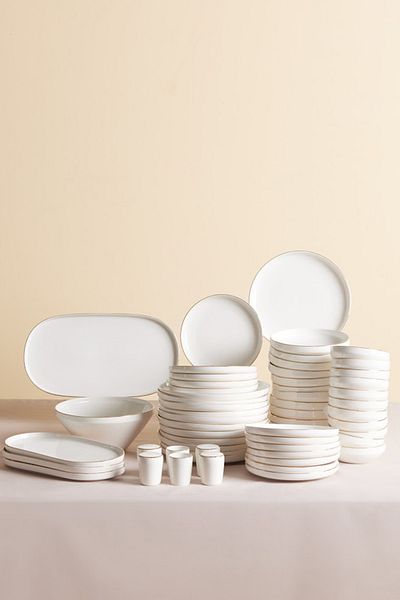 Karaca Set de cină Streamline New Saturn Gold 59 piese New Bone pentru 12 persoane