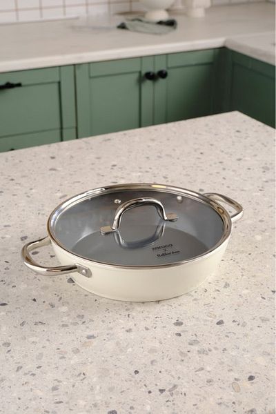 Karaca Refika Birgül 30 cm Creamy Swiss Crystal Metal Handled Karnıyarık Pot
