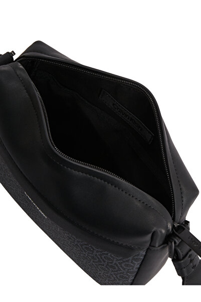 Calvin Klein Calvin Klein Black Must Camera Crossover Bag