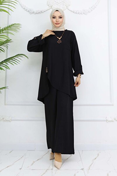 benguen Black 4782 - Double Set with Button Detail and Pendant