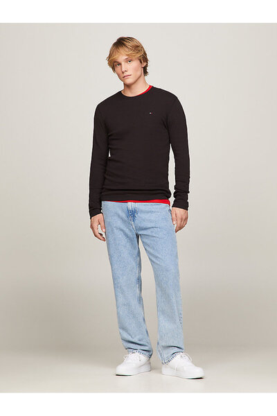 Tommy Hilfiger Erkek Si̇yah T-shirt Dm0dm04409078 Siyah