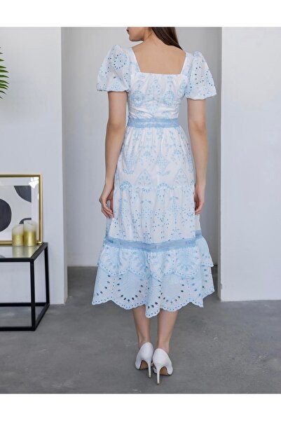 Afiş Butik Fehér kék szalagavató mintás hímzett midi ruha