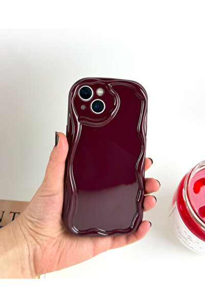 Caseji iPhone 13/ 14 Uyumlu Kenarları Dalgalı Kabartmalı Kılıf
