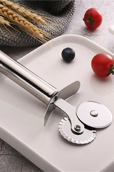 seç al burada Çelik Saplı Çift Taraflı Pizza Kesici Hamur Dilimleyici