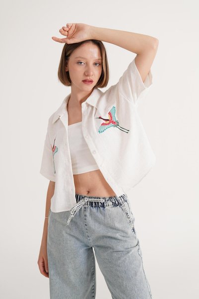 Hipo Trend Ecru Shirt - Short Sleeve and Bird Embroidery