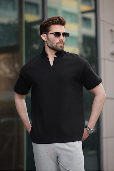 Madmext Μαύρο ανδρικό μπλουζάκι με λαιμόκοψη Polo Basic E7145