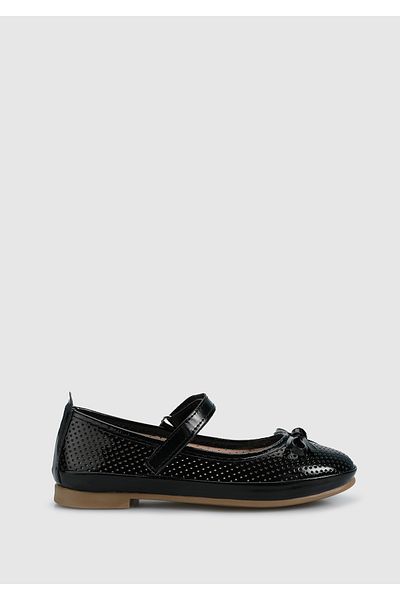 Kiddo Girl's Black Shoes