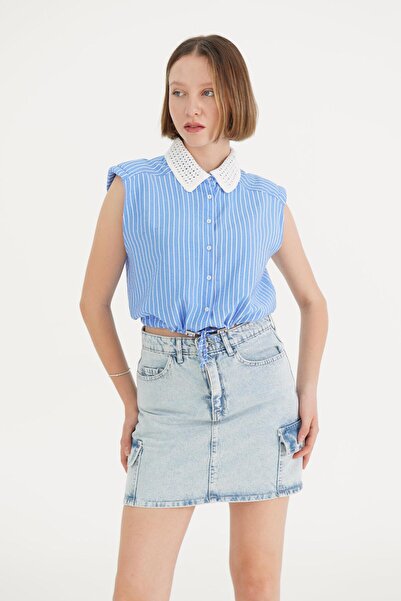 Hipo Trend Cămașă albastră - Detaliu guipură cu rever, mânecă zero