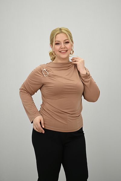 Koza Butik Women's Plus Size Accessory Detailed Draped Blouse 1924-25