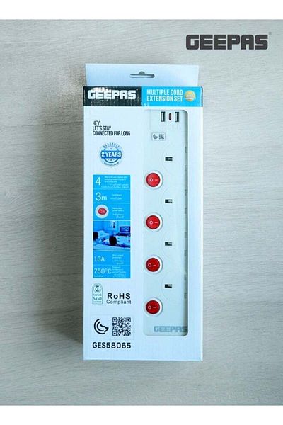 Geepas تمديد الطاقة 4 اتجاهات 3 متر USB PD GES58065